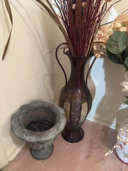 Vases, flower pot