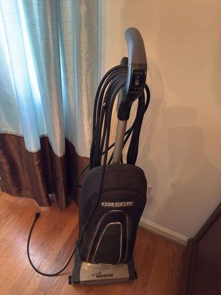 Oreck vacuum cleaner