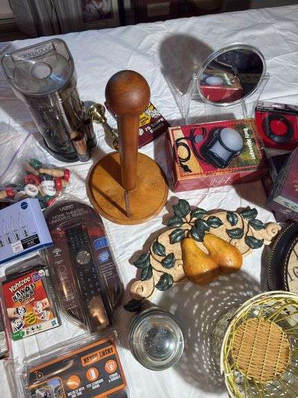 Assorted home decor