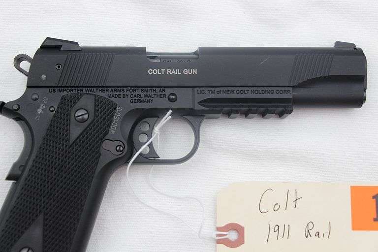 Colt 1911 Rail  .22