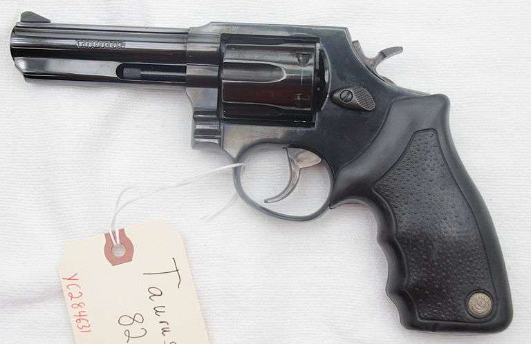 Taurus 82S   38 spl