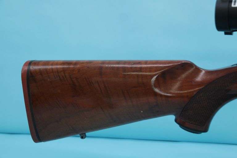 Ruger M77 .243 with Niko 4-12x40 scope