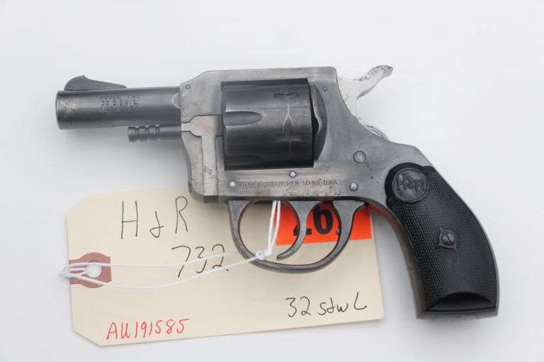 H&R   732    .32 S&W Long