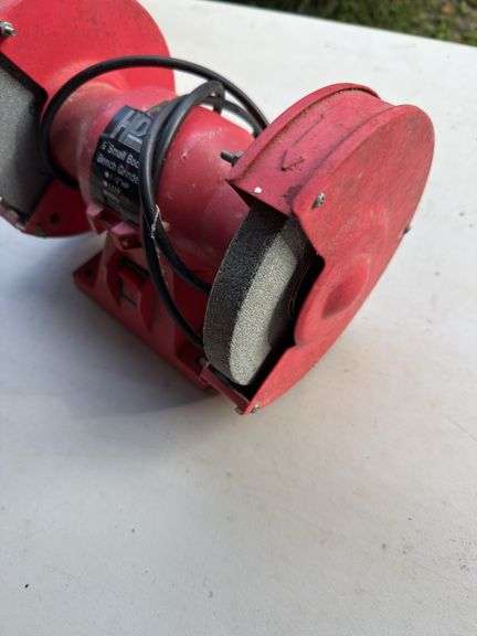 Bench grinder