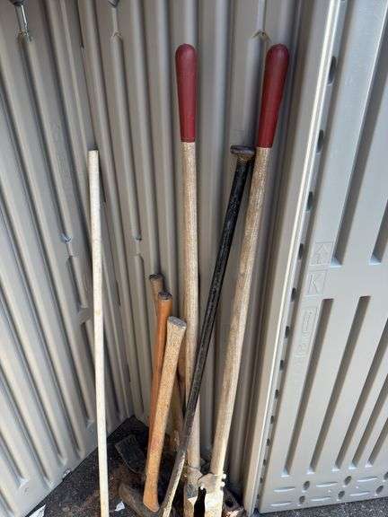 Hand tools, rock bar