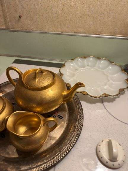 Coffee mugs, everyday dishes etc