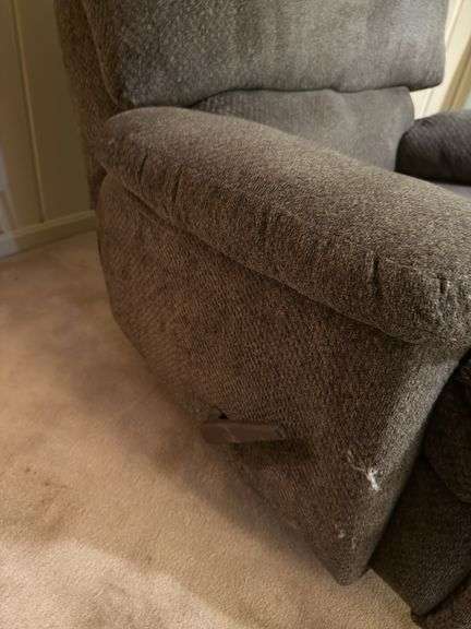 Large recliner