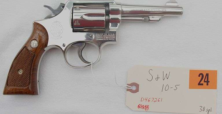 S&W  10-5  38 spl