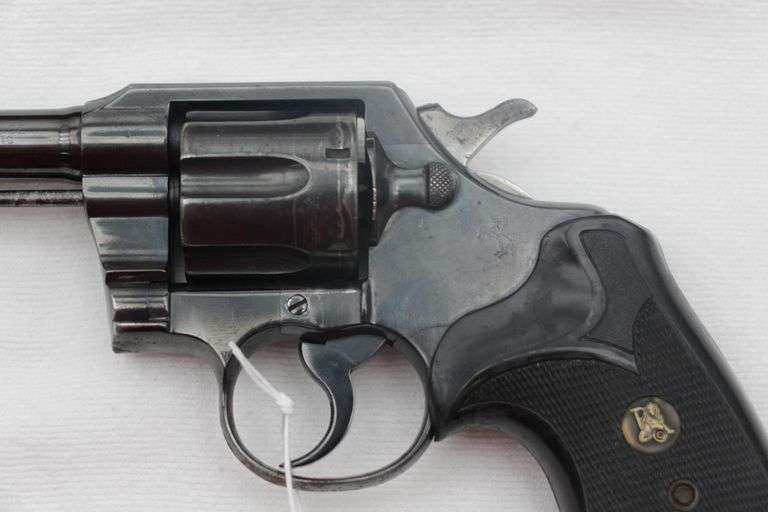 Colt Official Police  38 spl.  (1941)