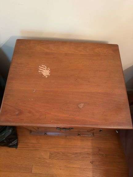 Night stand 21x17x29