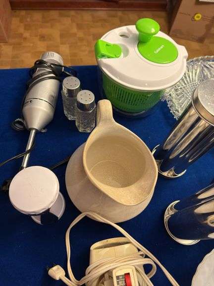 Kitchenware, hand mixer etc