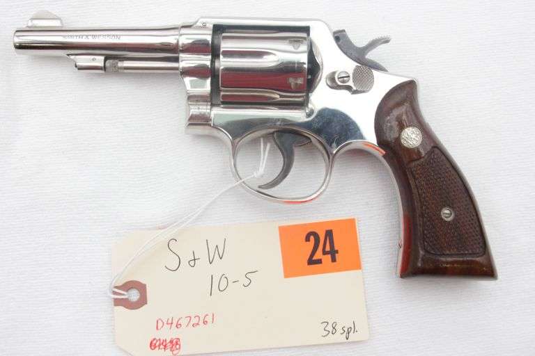 S&W  10-5  38 spl