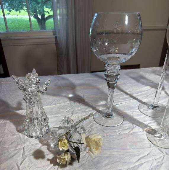 Assorted home decor