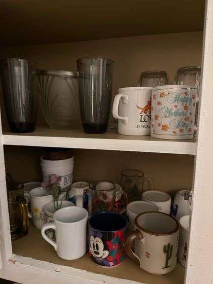 Coffee mugs, everyday dishes etc