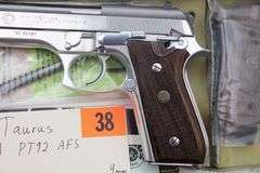 Taurus PT92 AFS  box