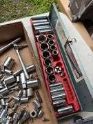 Sockets and ratchets