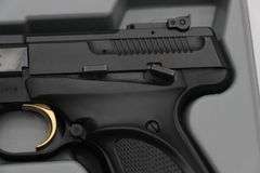Browning Buck Mark  .22  BOX