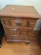 Night stand 21x17x29