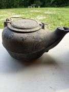 Cast iron pot and kettle