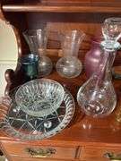 Assorted glassware and decorative items