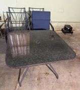 Table and 4 outdoor patio set