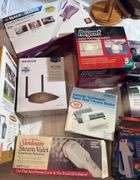 Assorted small electronics etc