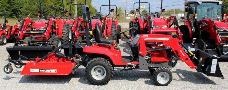 MF GC1723E Tractor & loader