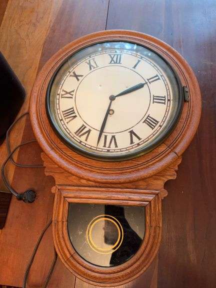 Clock, radio, paper shredder