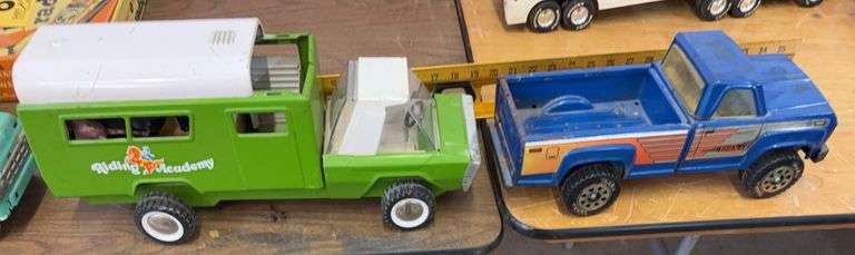 Tonka, riding academy buddy L metal trucks