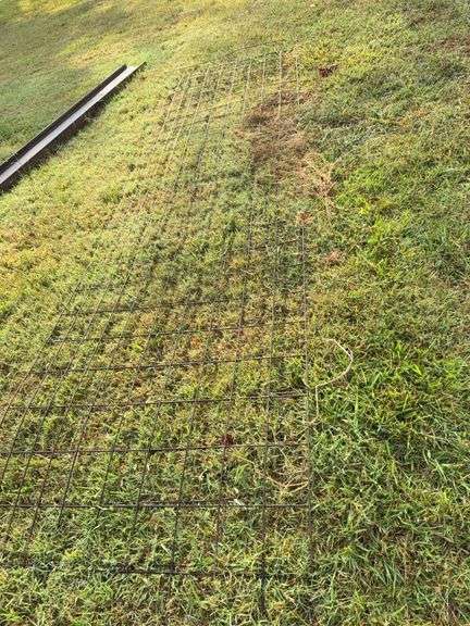 (2) 16ft wire pannels