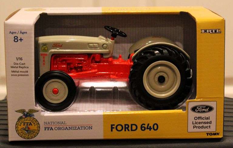 Ford 640 Ertl Tractor