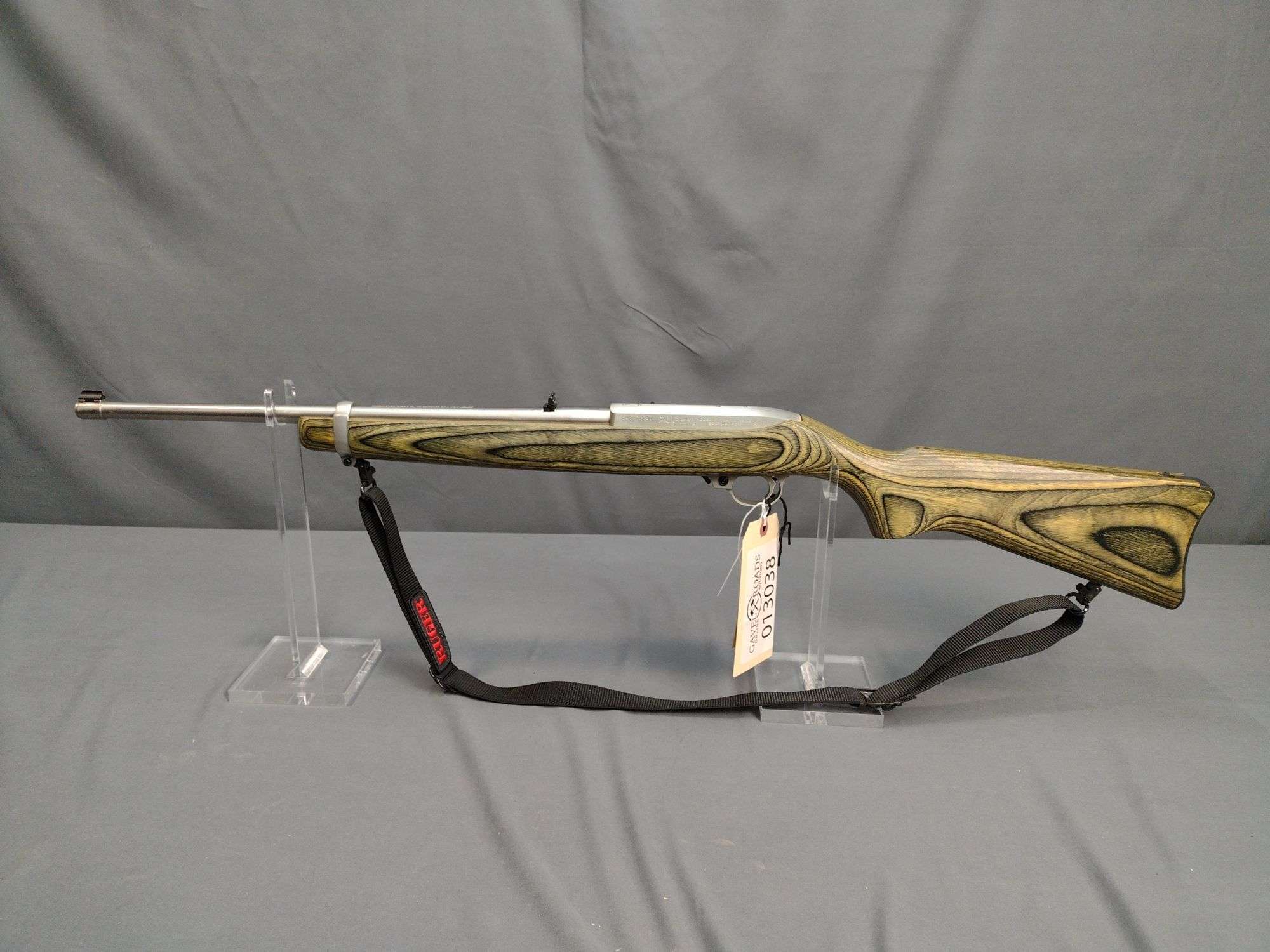 【1022】 Ruger 10/22 .22LR Green Laminate Semi-Automatic Carbine Rifle