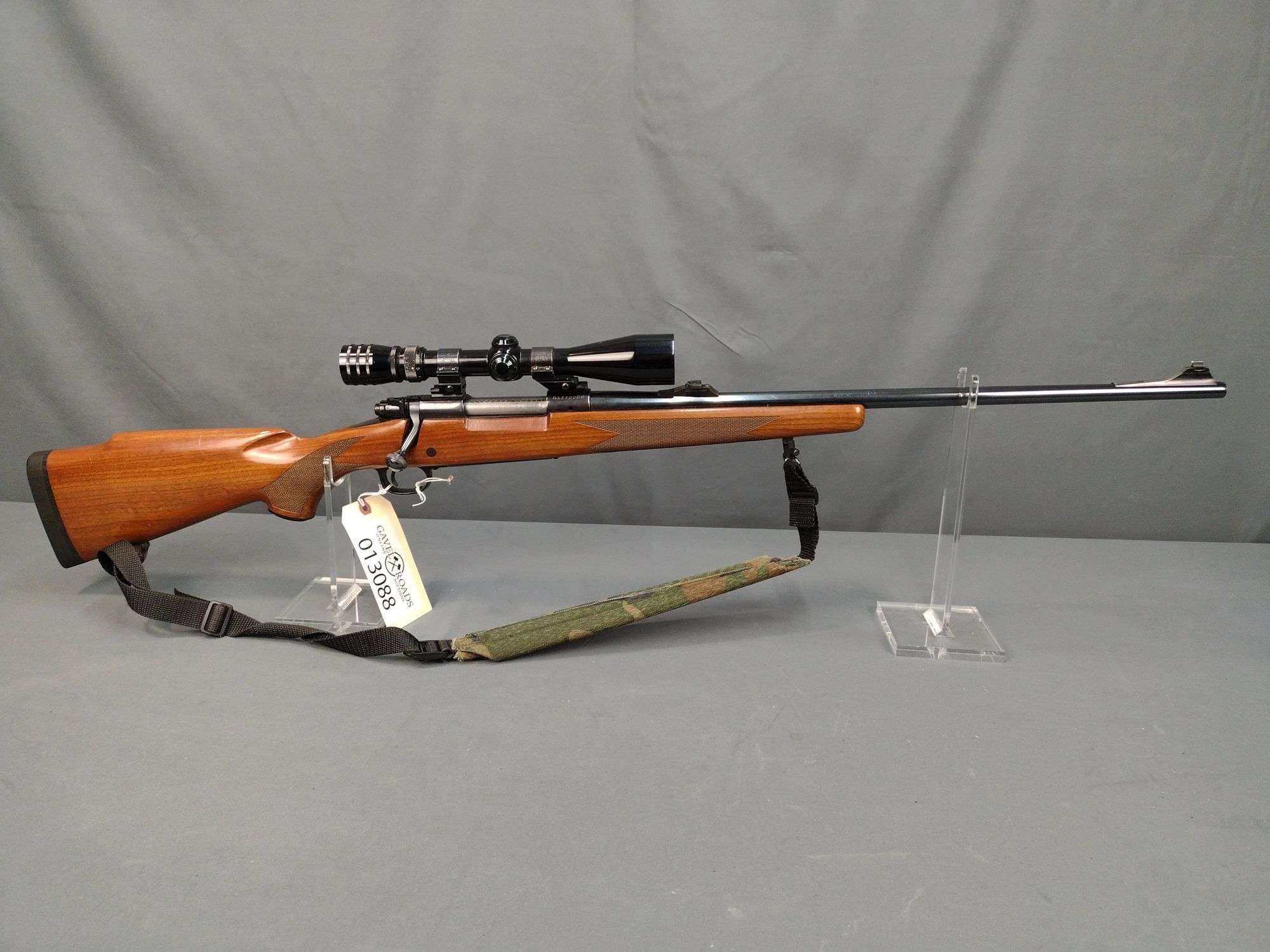 Winchester 70 XTR 7mm Bolt Action Rifle w/ Redfield Tracker 3x-9x