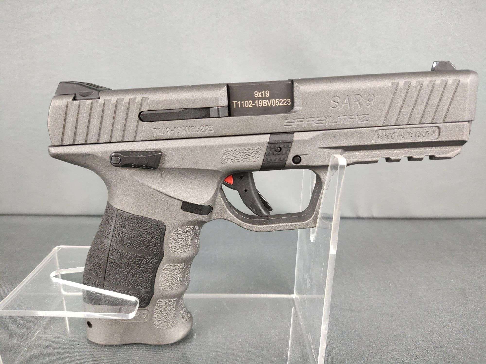 PSA 9 タロsar SAR SAR9 9mm Luger 4.4in Platinum Pistol - 17+1 Rounds