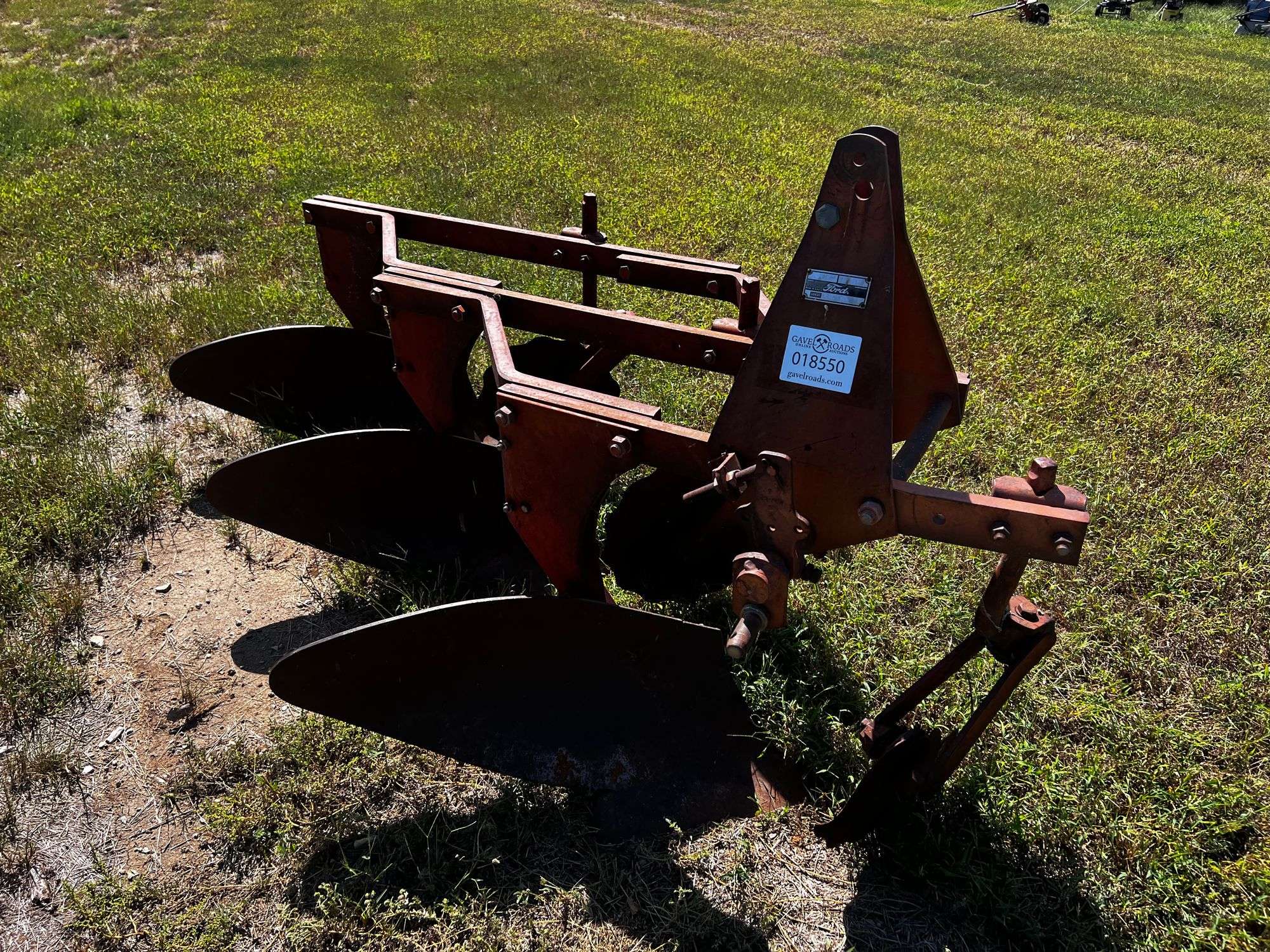 Ford 101 3-Bottom Plow - Gavel Roads Online Auctions