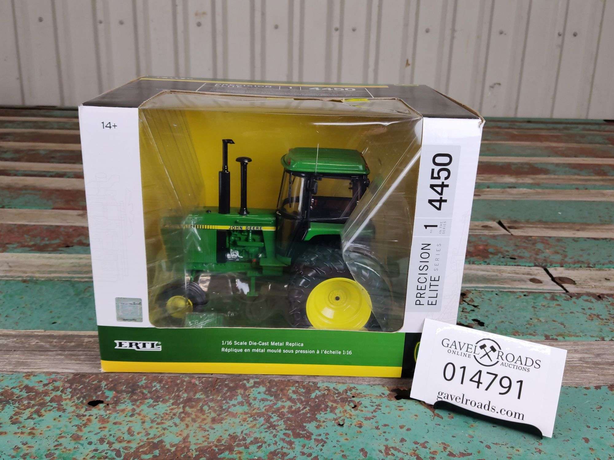 ERTL ジョンディア トラクター 1/16 スケール ERTL ジョンディア