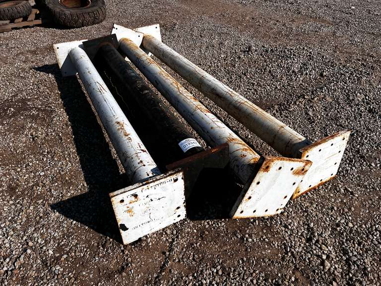Platform Support Posts (4) 7' Steel Platform Posts - Gavel Roads Online Auctions