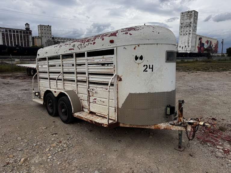 16' Livestock Trailer