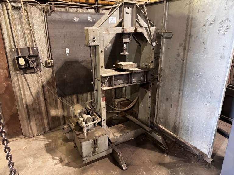 Shop Built Hydraulic Press