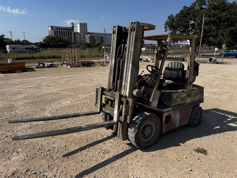 Nissan 50 Enduro Forklift