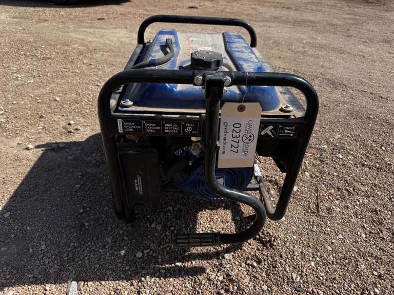 Powerhorse 2200 Gas Generator - Gavel Roads Online Auctions