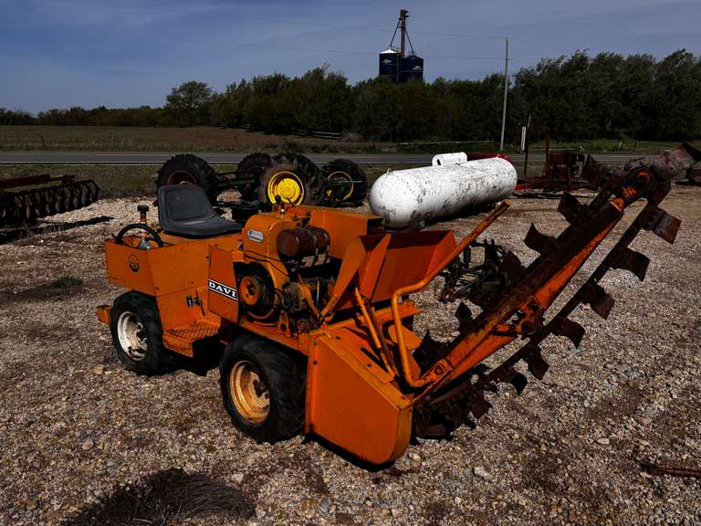 Davis 6' Trencher