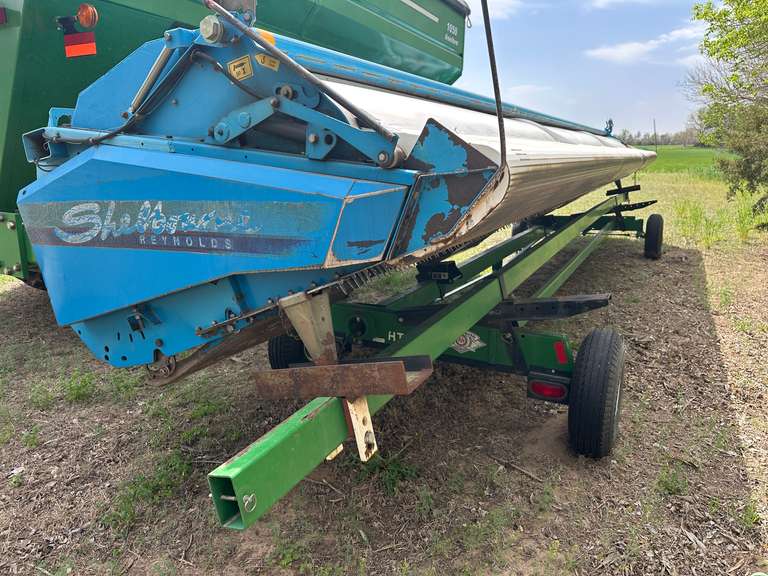 2002 Shelbourne Reynolds Strip Header & Trailer