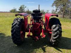 1968 International Farmall 656 Tractor