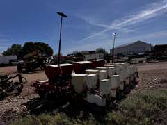 Allis-Chalmers 600 Planter