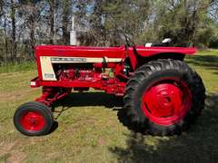 1968 International Farmall 656 Tractor