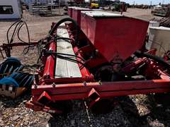 Allis-Chalmers 600 Planter