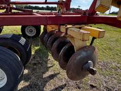 New Holland TD200 Disc Plow