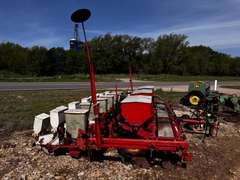 Allis-Chalmers 600 Planter