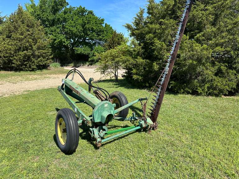 9' John Deere 37 Sickle Mower